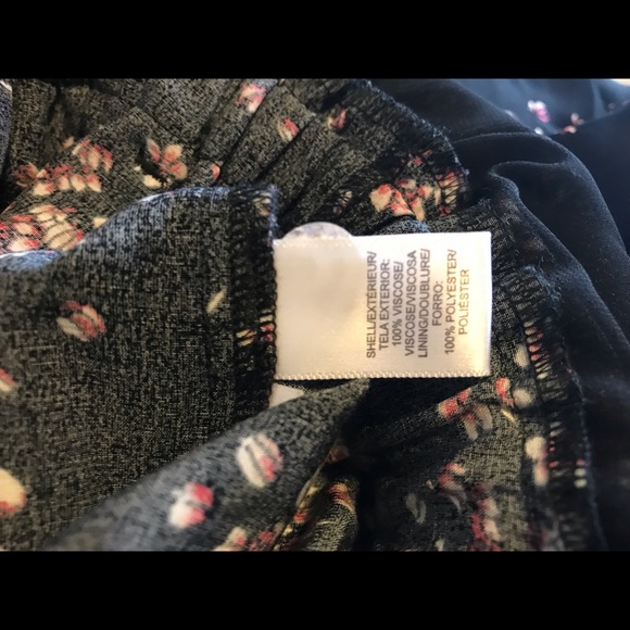 Loft PETITE Black Rose Pink Floral Romper Jumpsuit - Picture 8 of 8